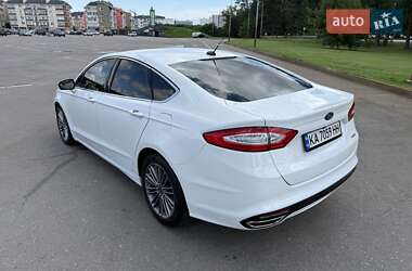 Седан Ford Fusion 2014 в 