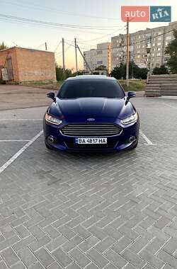 Седан Ford Fusion 2016 в 