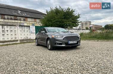 Седан Ford Fusion 2014 в 