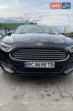 Седан Ford Fusion 2014 в 