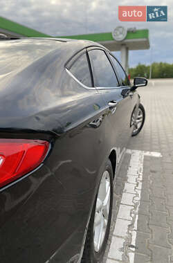 Седан Ford Fusion 2014 в 