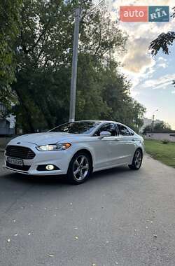 Седан Ford Fusion 2014 в 