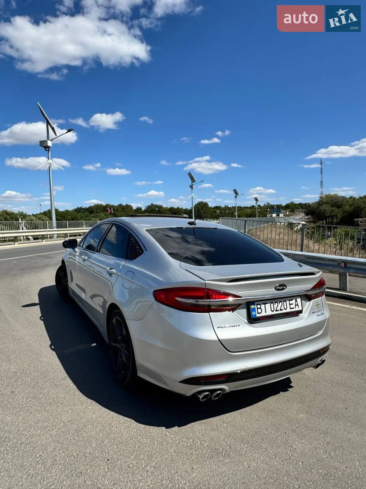 2016 Ford Fusion - мініатюра 18