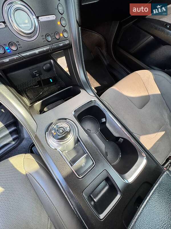 Седан Ford Fusion 2016 в Херсоні