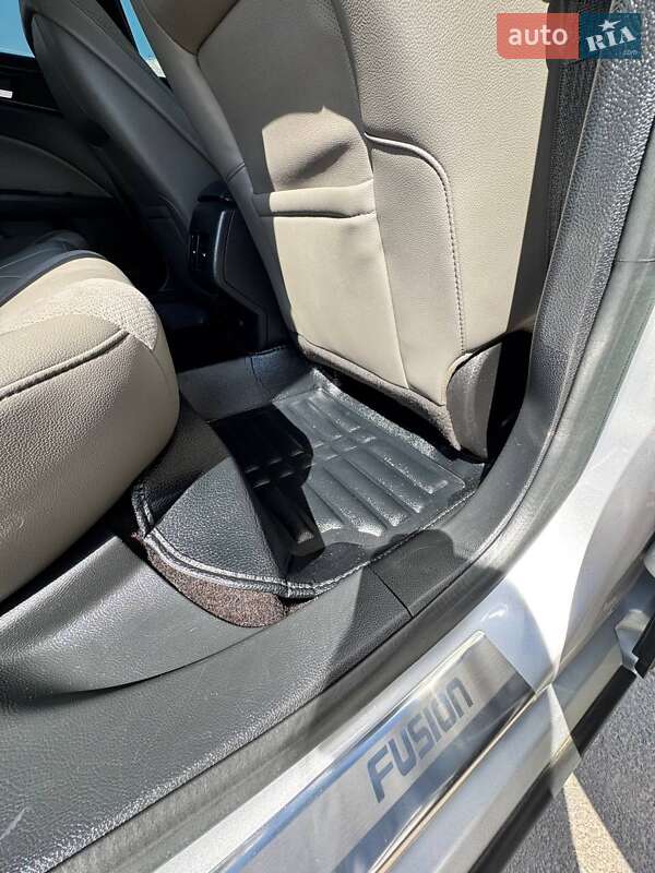 Седан Ford Fusion 2016 в Херсоні