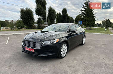 Седан Ford Fusion 2013 в 