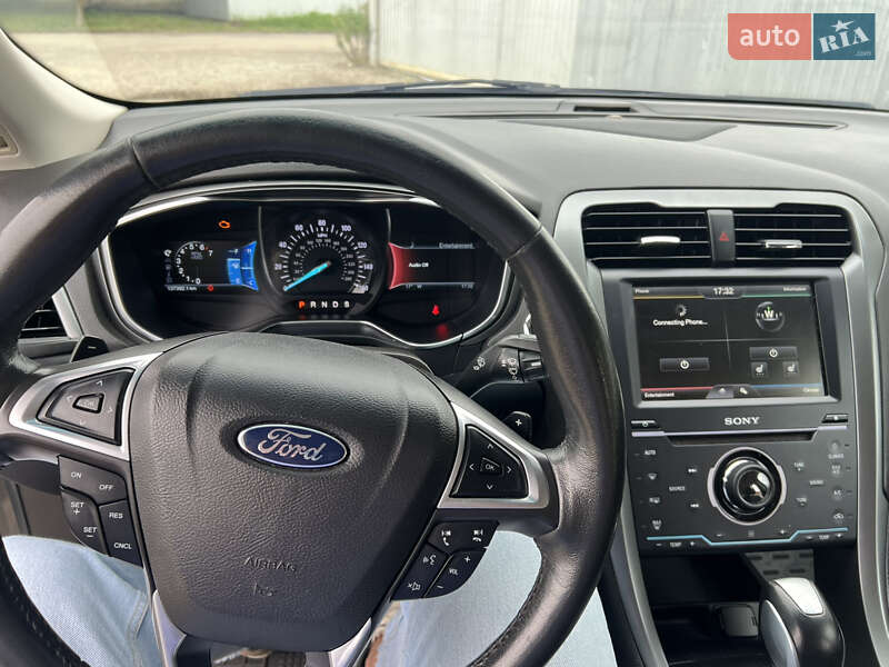Седан Ford Fusion 2014 в Ивано-Франковске