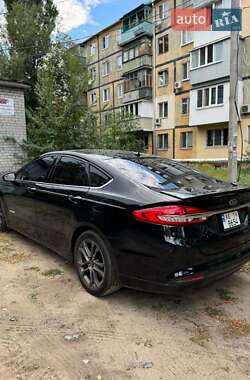 Седан Ford Fusion 2017 в 