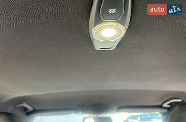 Седан Ford Fusion 2016 в 