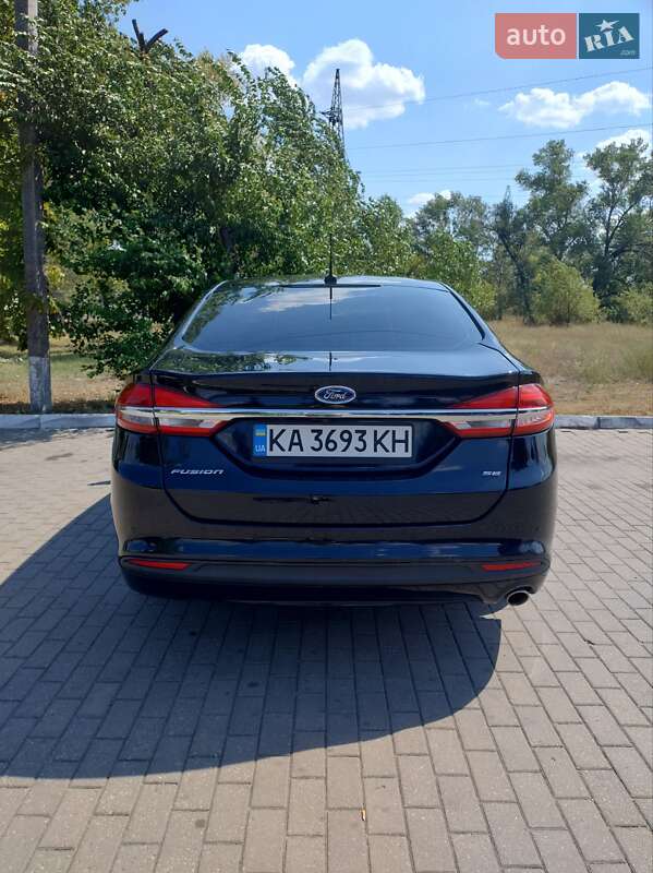 Седан Ford Fusion 2016 в Павлограде