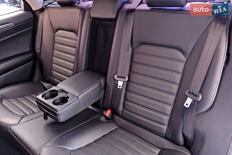 Седан Ford Fusion 2017 в Одессе