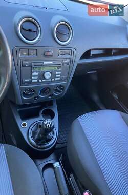 Хетчбек Ford Fusion 2007 в 