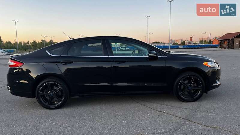 Седан Ford Fusion 2015 в Харькове