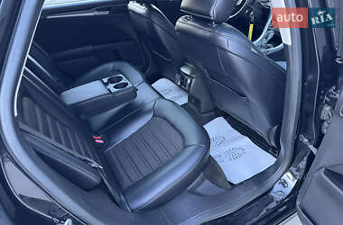 Седан Ford Fusion 2014 в 