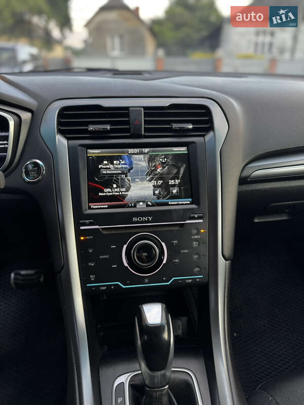 Седан Ford Fusion 2014 в Перечине