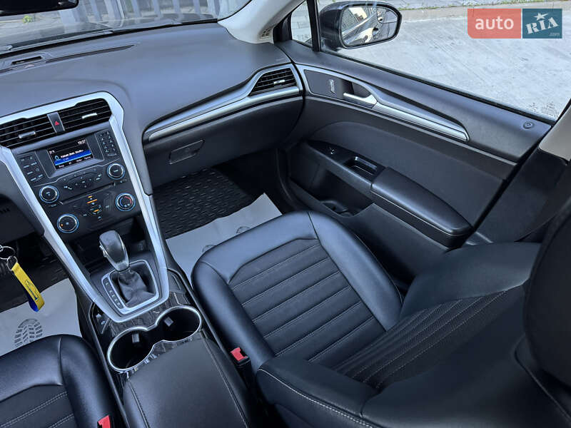 Седан Ford Fusion 2014 в Києві