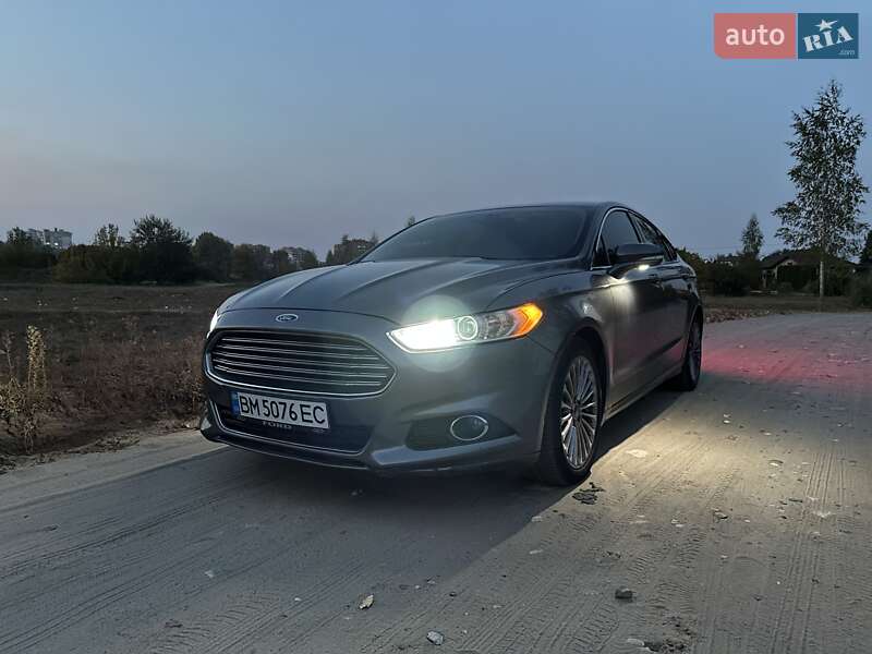 Седан Ford Fusion 2013 в 