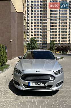 Седан Ford Fusion 2013 в 