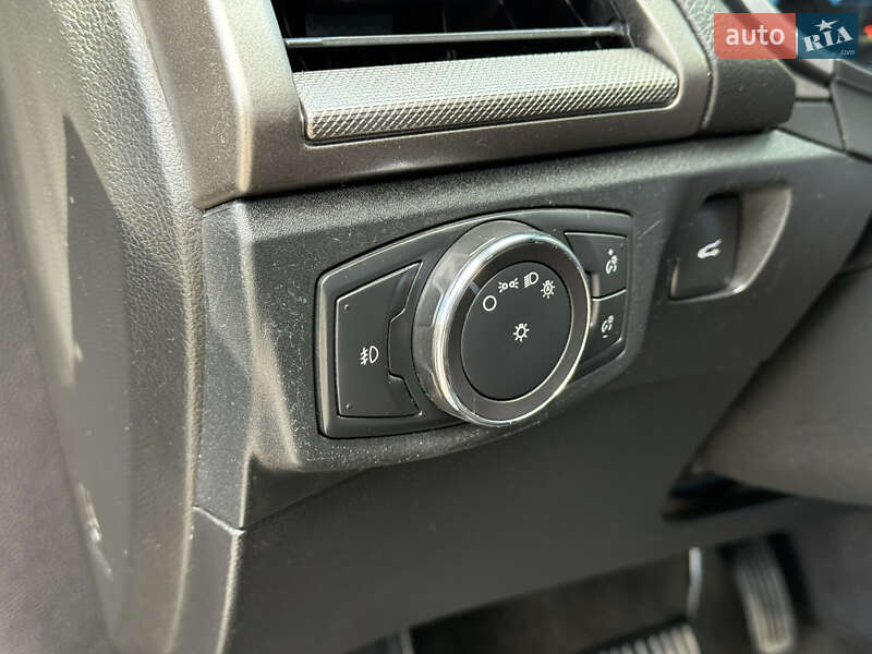 Седан Ford Fusion 2019 в Днепре