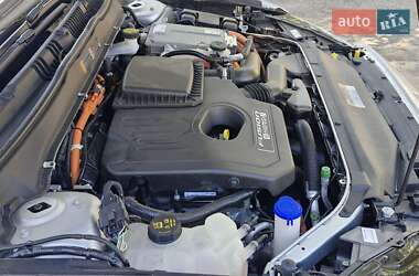 Седан Ford Fusion 2018 в 