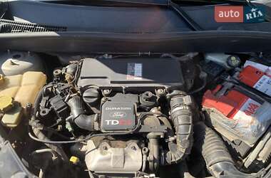 Хэтчбек Ford Fusion 2008 в 