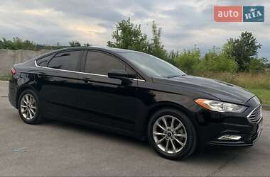 Седан Ford Fusion 2016 в 