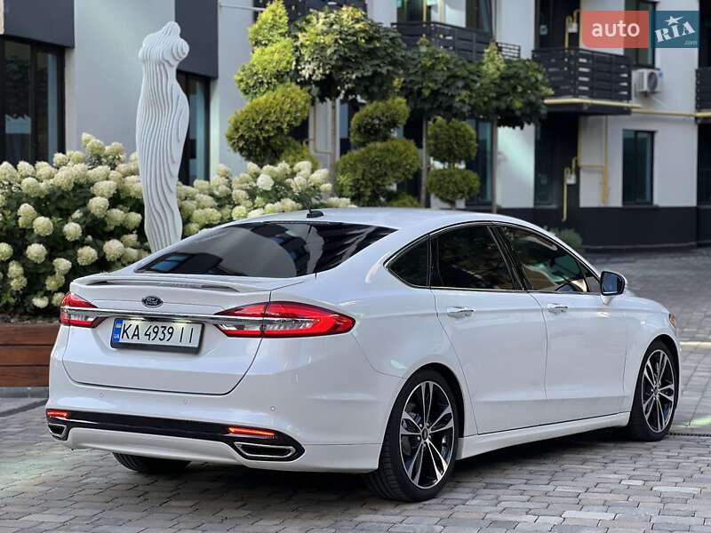 Седан Ford Fusion 2016 в Киеве фото 9 Седан Ford Fusion 2016 в Киеве