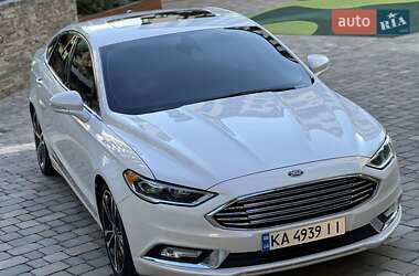 Седан Ford Fusion 2016 в 