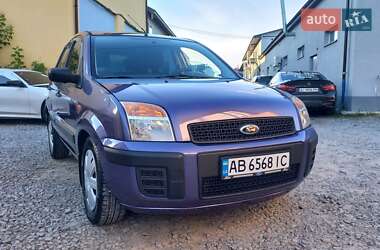 Хэтчбек Ford Fusion 2006 в 