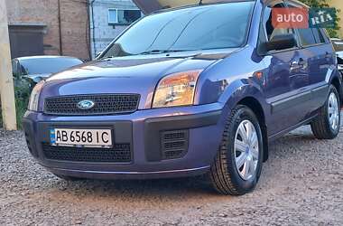 Хэтчбек Ford Fusion 2006 в 