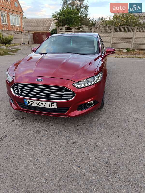 Седан Ford Fusion 2014 в 