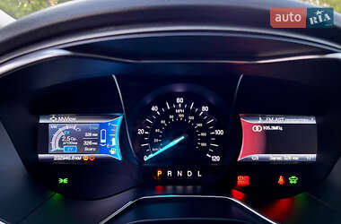 Седан Ford Fusion 2017 в 