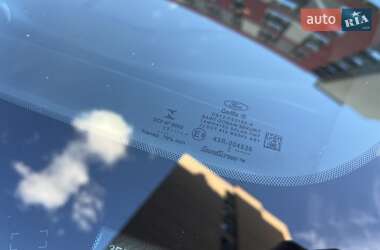 Седан Ford Fusion 2017 в 