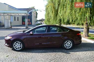 Седан Ford Fusion 2013 в 