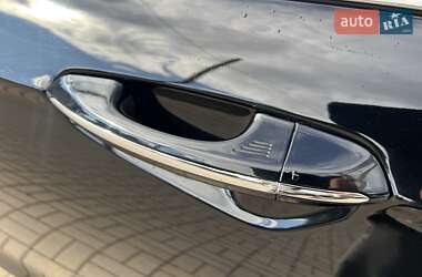 Седан Ford Fusion 2017 в 