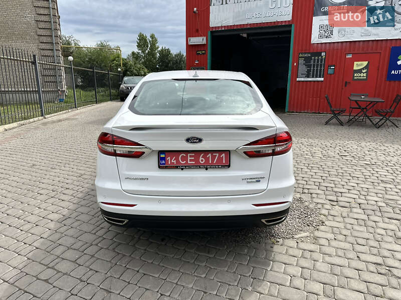 Седан Ford Fusion 2020 в Первомайске