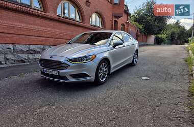 Седан Ford Fusion 2017 в 