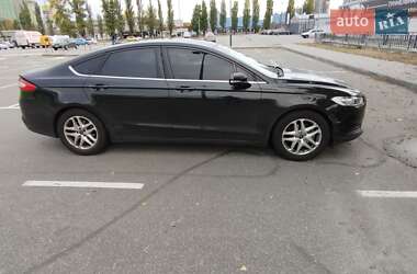 Седан Ford Fusion 2014 в 