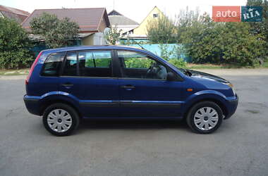 Хэтчбек Ford Fusion 2006 в 