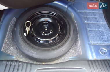 Хэтчбек Ford Fusion 2006 в 