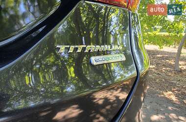 Седан Ford Fusion 2015 в 