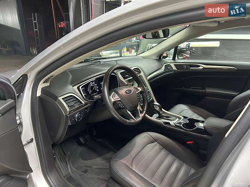 Седан Ford Fusion 2015 в Киеве
