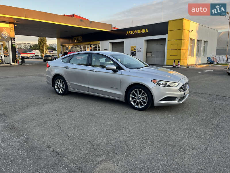 Седан Ford Fusion 2017 в Києві