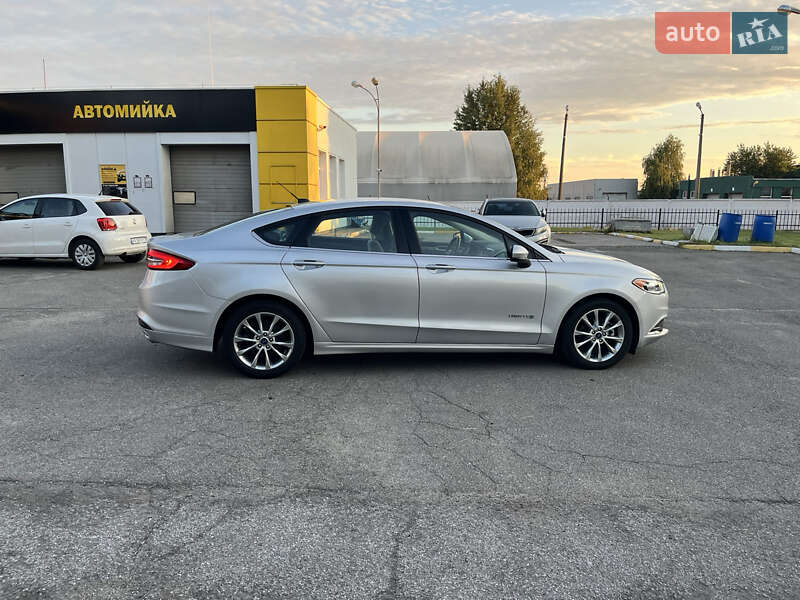 Седан Ford Fusion 2017 в Києві