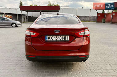 Седан Ford Fusion 2014 в 