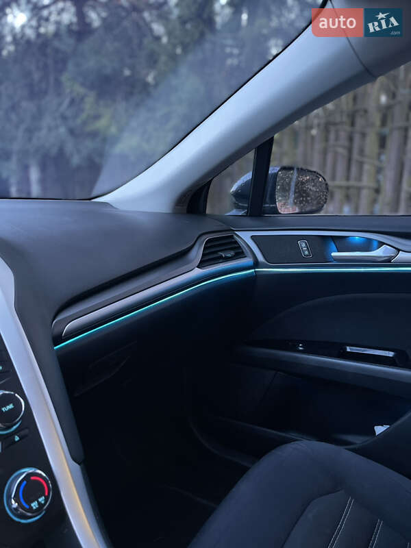 Седан Ford Fusion 2013 в Калуше