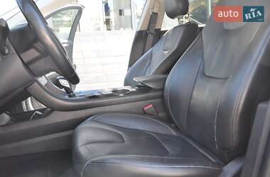 Седан Ford Fusion 2013 в 