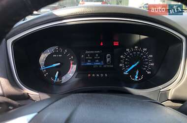 Седан Ford Fusion 2014 в 