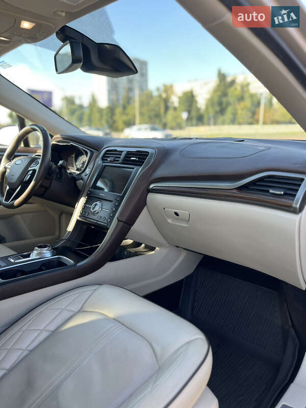 Седан Ford Fusion 2016 в Киеве