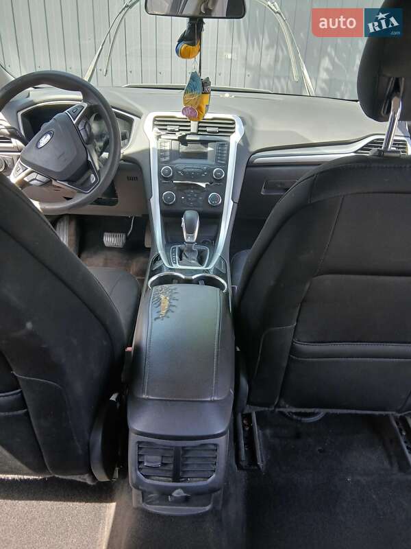 Седан Ford Fusion 2014 в Днепре